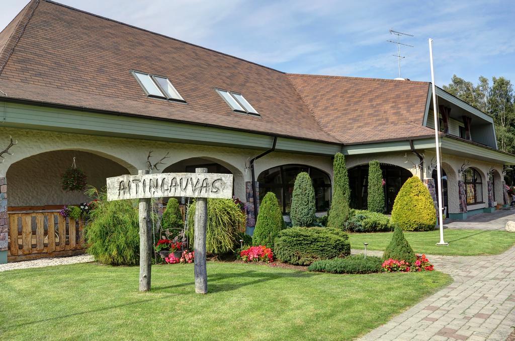 Aitinlauvas Hotel Tīreļi Eksteriør billede